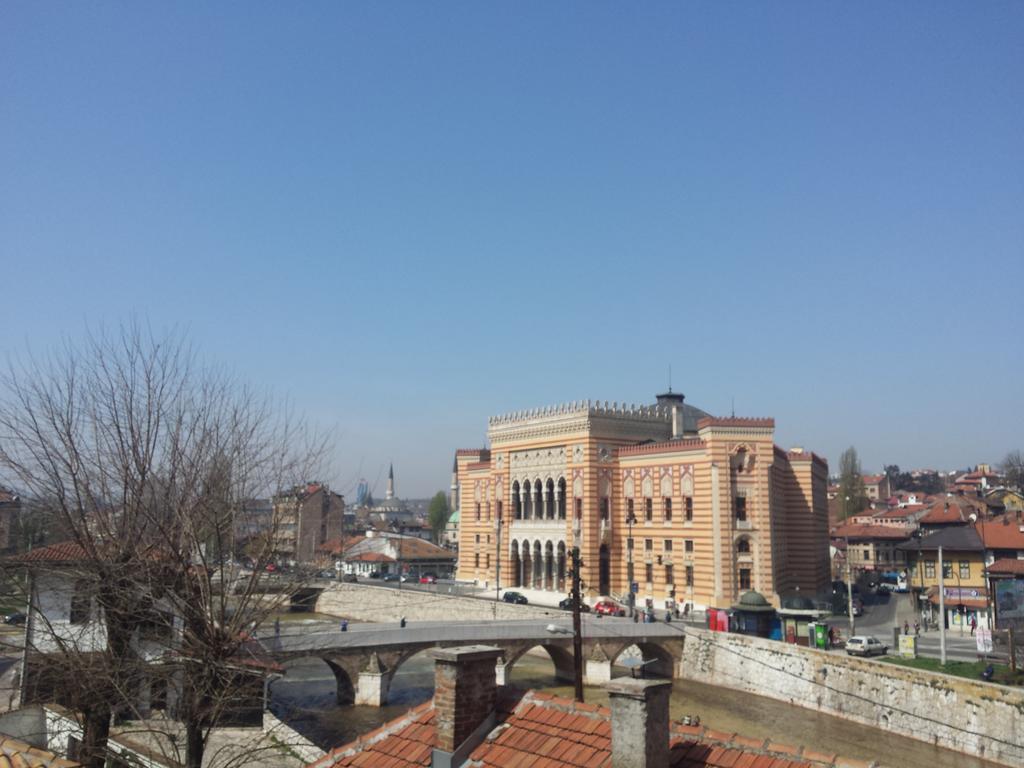 Toplik Sarajevo Luaran gambar